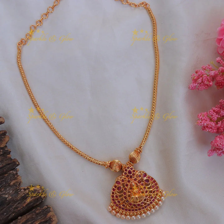 Exquisite Temple Gold Pearl Necklace – Luxury Redefined