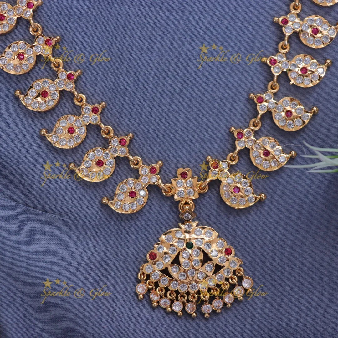 Exquisite Mango Stone Necklace for Festive Elegance