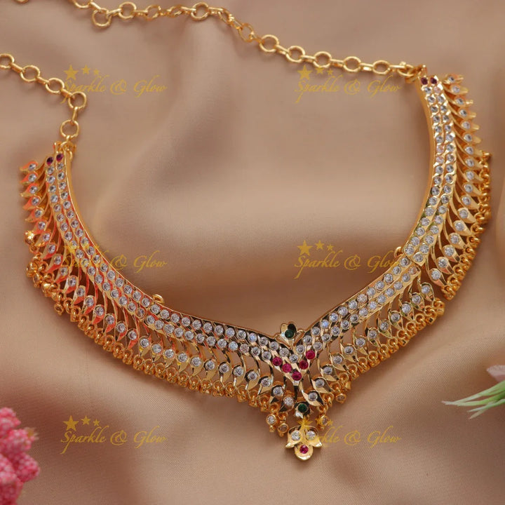 Exquisite White Stone Antique Necklace - Sparkle & Glow