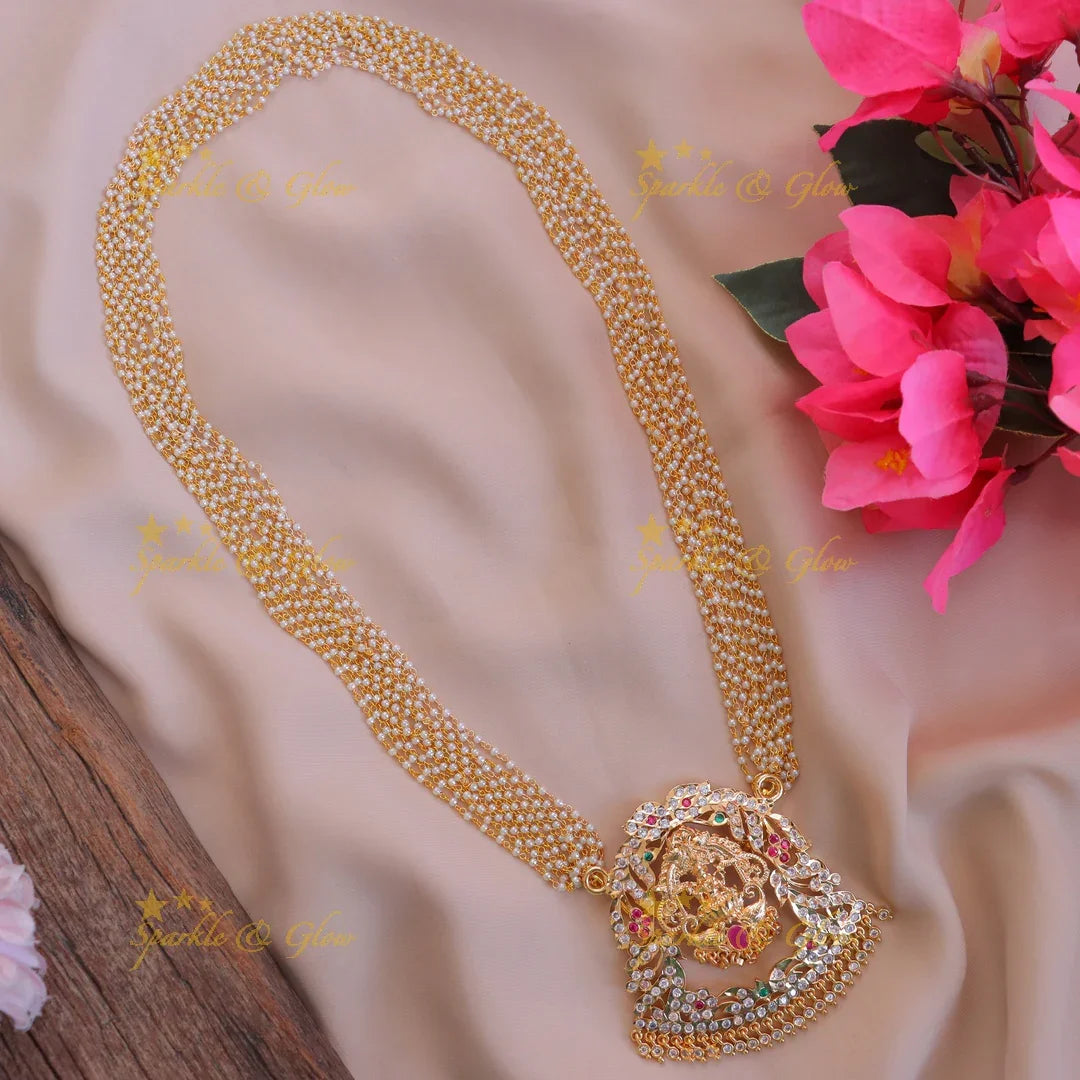Radiant Lakshmi Carved Pendant Necklace – Festive Elegance