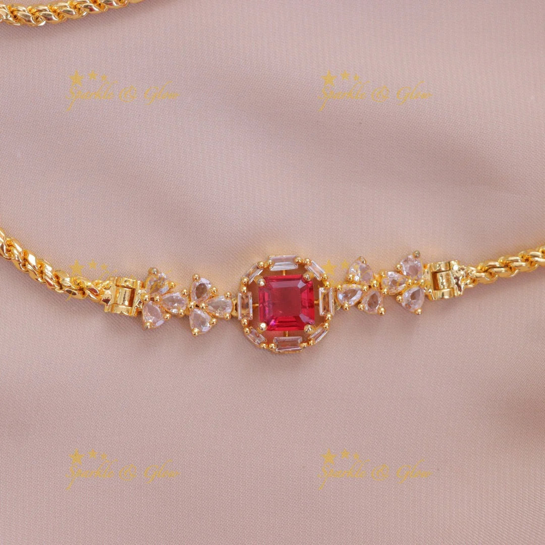 Exquisite Gold-Like Floral Stone Mop Chain Necklace