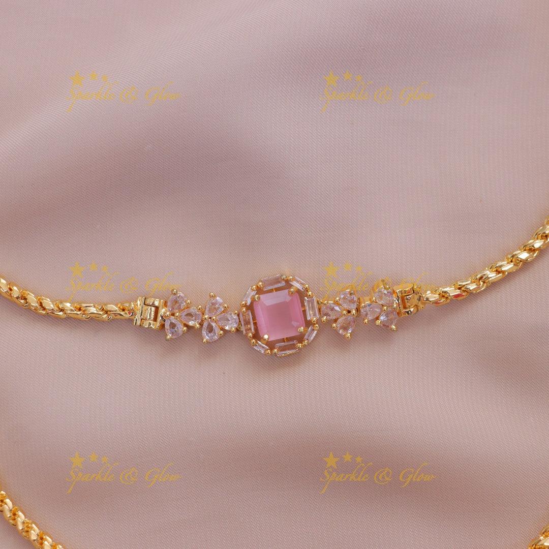 Exquisite Gold-Like Floral Stone Mop Chain Necklace