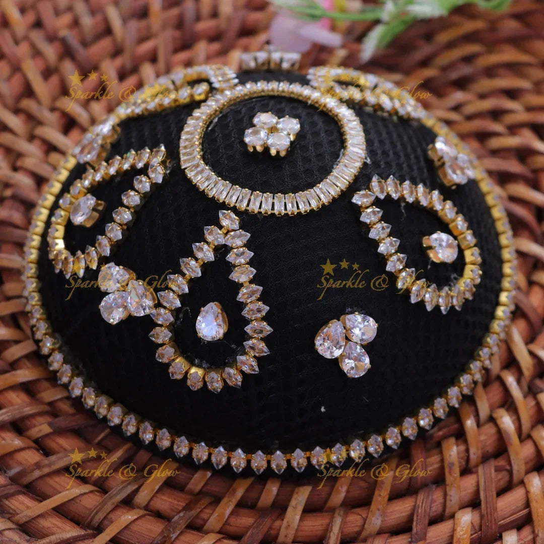 Exquisite Gold Hair Bun Ornament for Celebrations