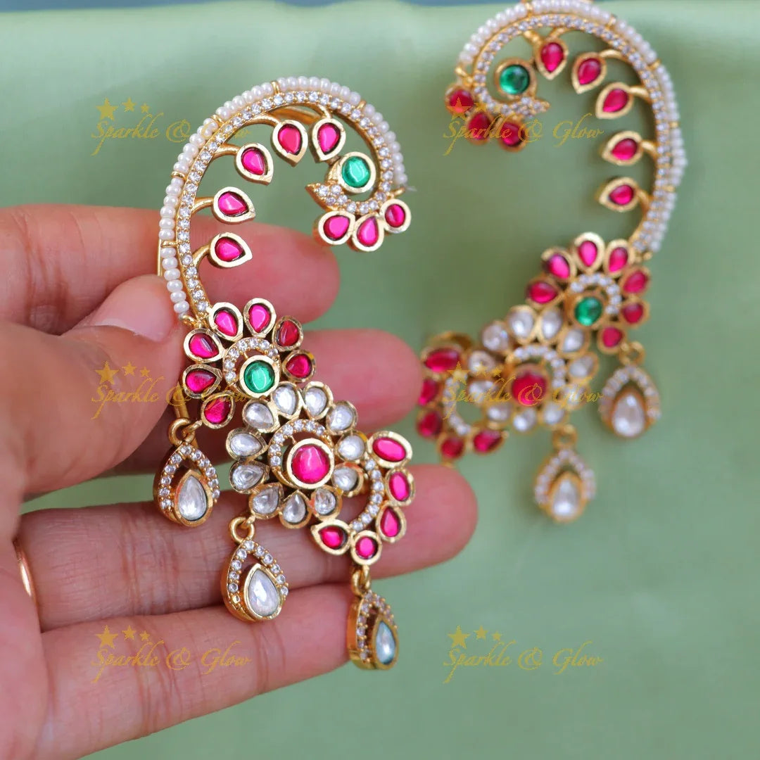 Exquisite Peacock Earrings - Gold Festive Elegance