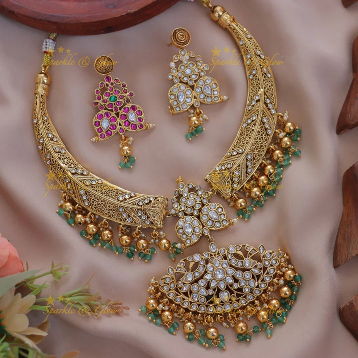 Luxurious Jadau Kundan Floral Hasli Necklace Set