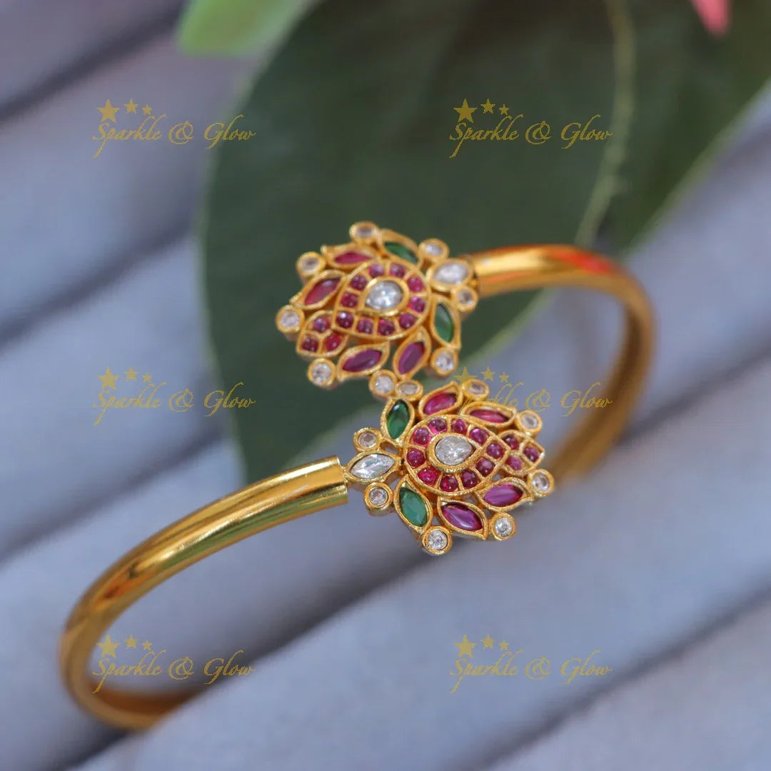 Exquisite Floral Gold Bangle - Elegance for Celebrations