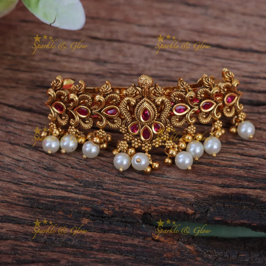 Exquisite Gold Peacock Hairclip for Festive Glam