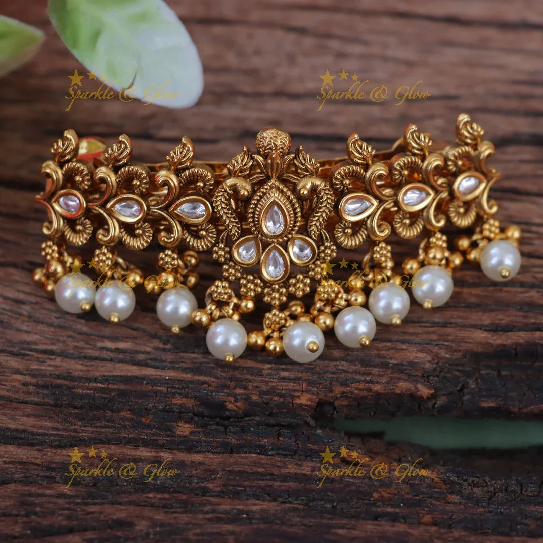 Exquisite Gold Peacock Hairclip for Festive Glam