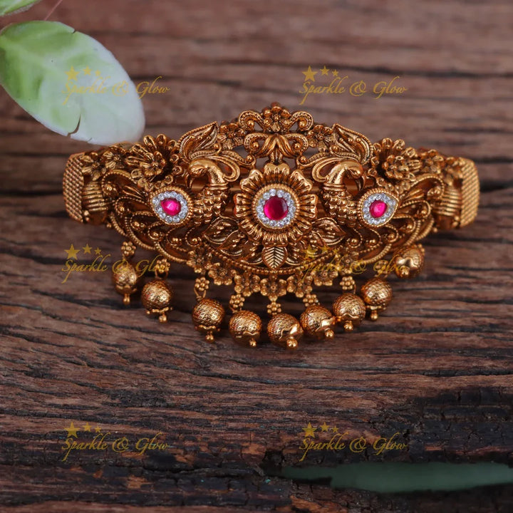 Exquisite Gold Floral Hair Clip - Perfect Bridal Elegance