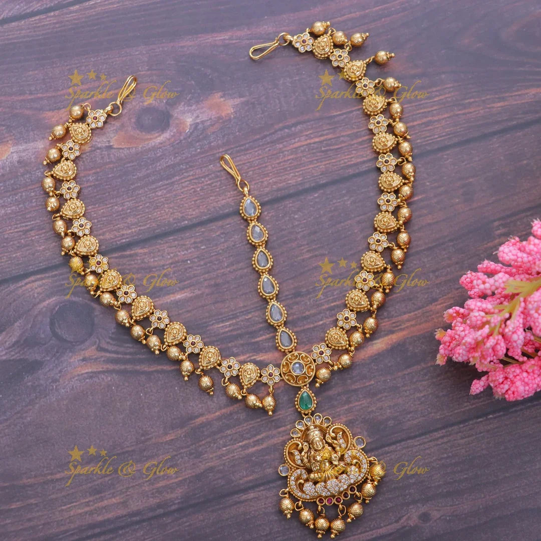 Exquisite Lakshmi Maang Tikka for Bridal Elegance