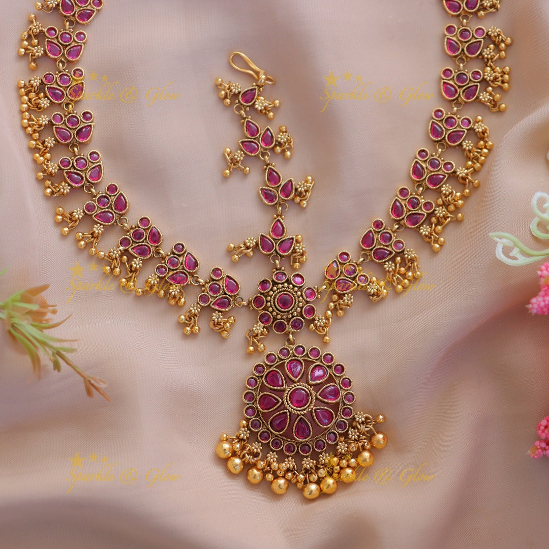 Exquisite Gold Kemp Maang Tikka for Festive Occasions