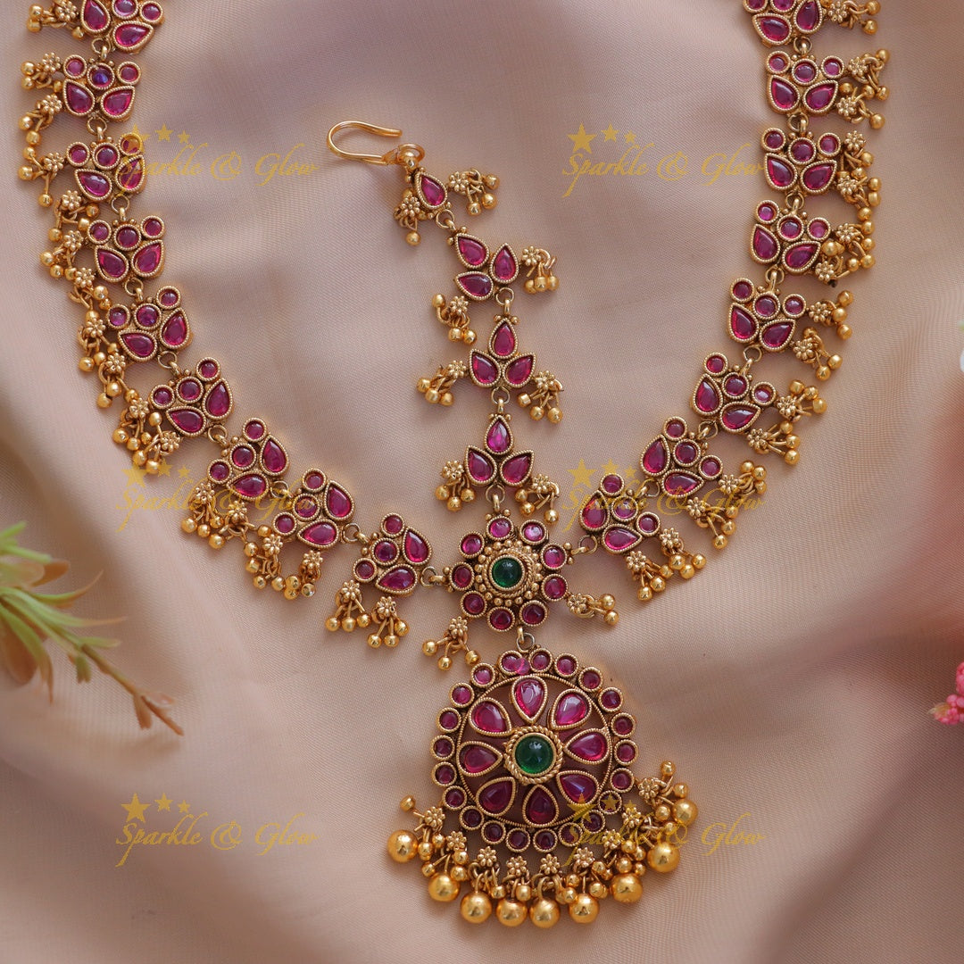 Exquisite Gold Kemp Maang Tikka for Festive Occasions