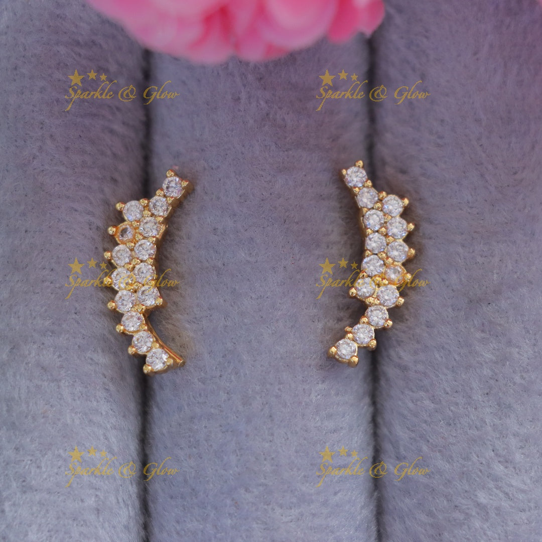 Elegant Gold-Toned Diamond Look Ear Cuff