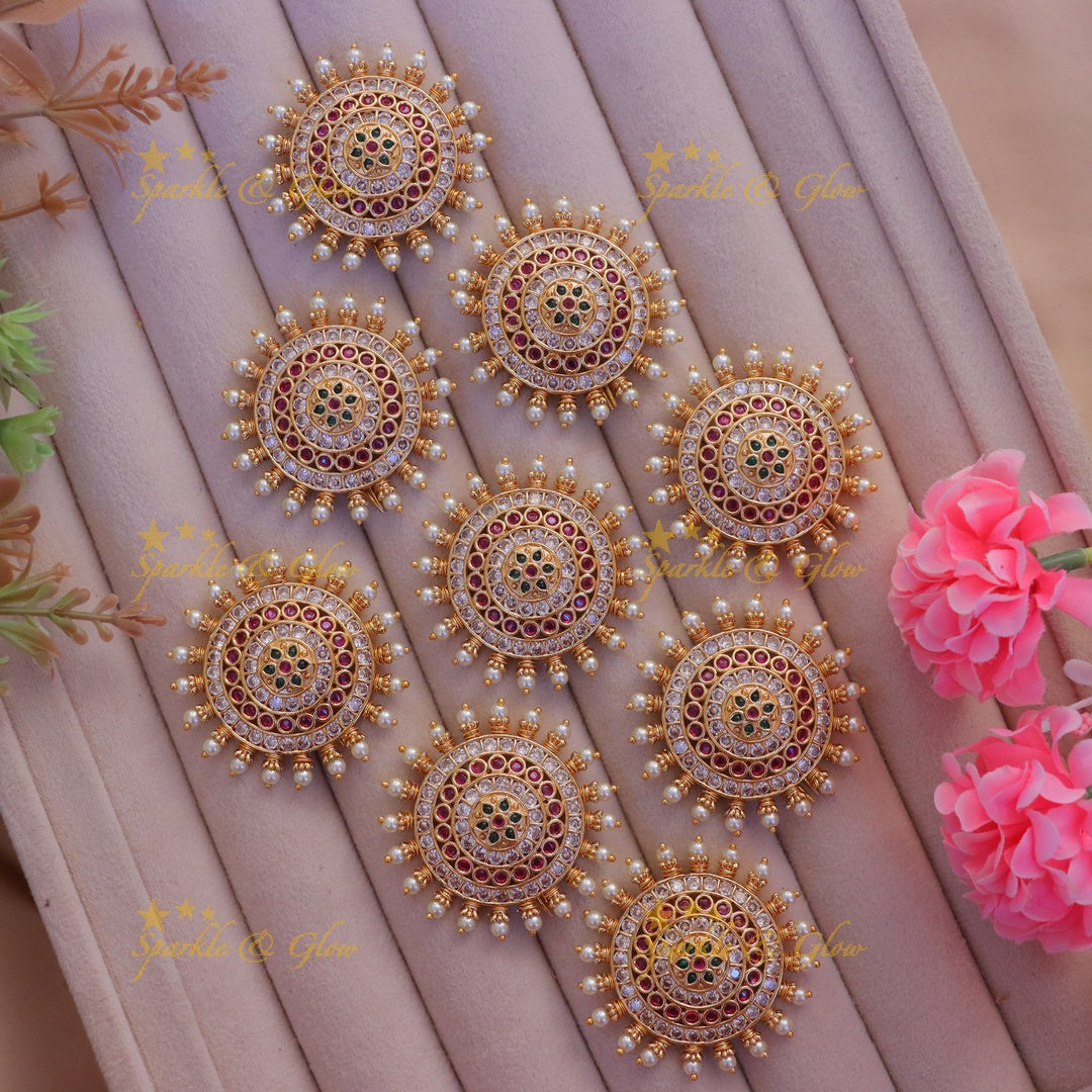 Sparkle in Style: Gold Pearl Jadabilla for Festive Glam