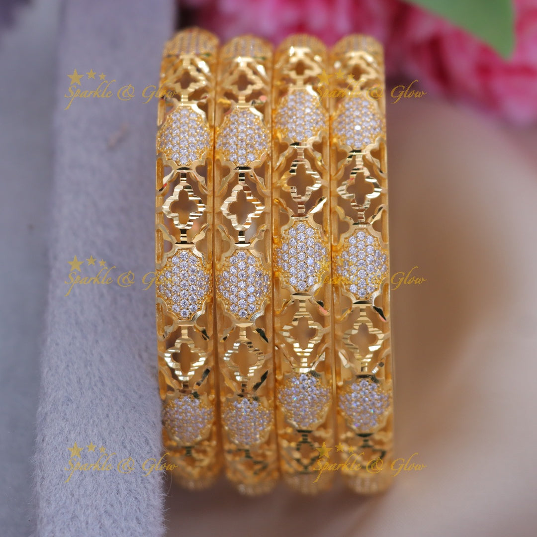 Exquisite Floral Gold-Toned Bangle for Festive Celebrations