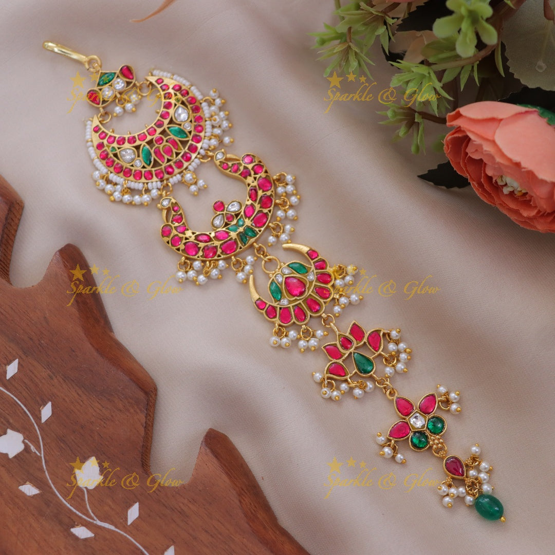 Exquisite Jadabilla with Floral Pearl Accents