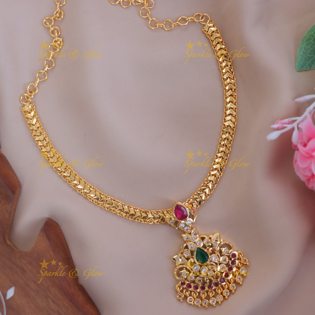 Premium Floral Necklace - Luxurious Gold Alike Design