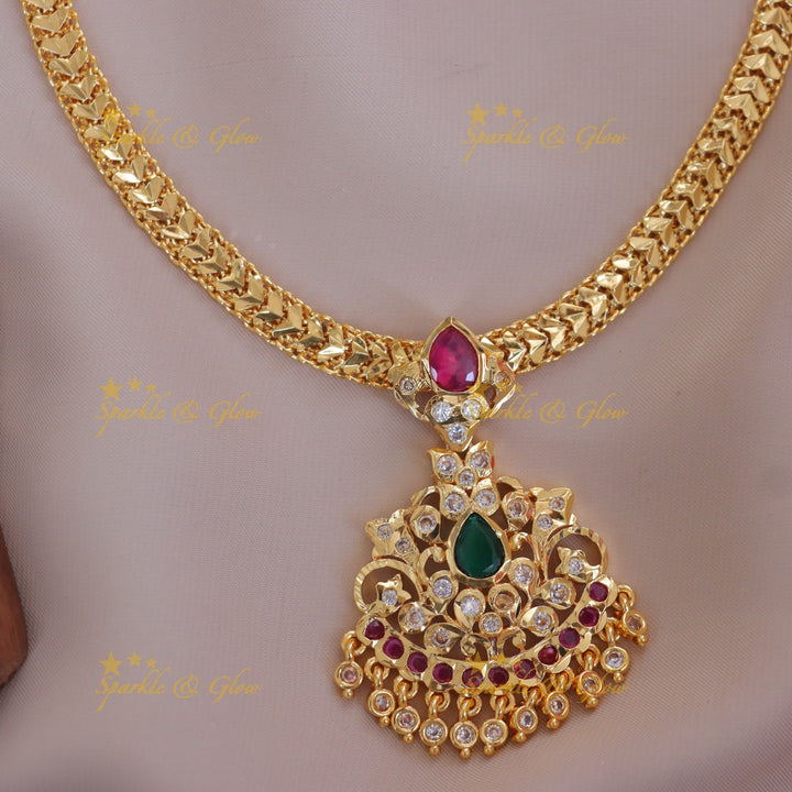 Premium Floral Necklace - Luxurious Gold Alike Design