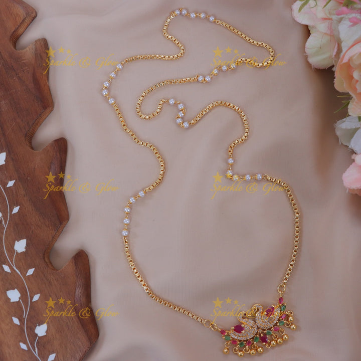 Gold Pearl Peacock Necklace - Exquisite Elegance