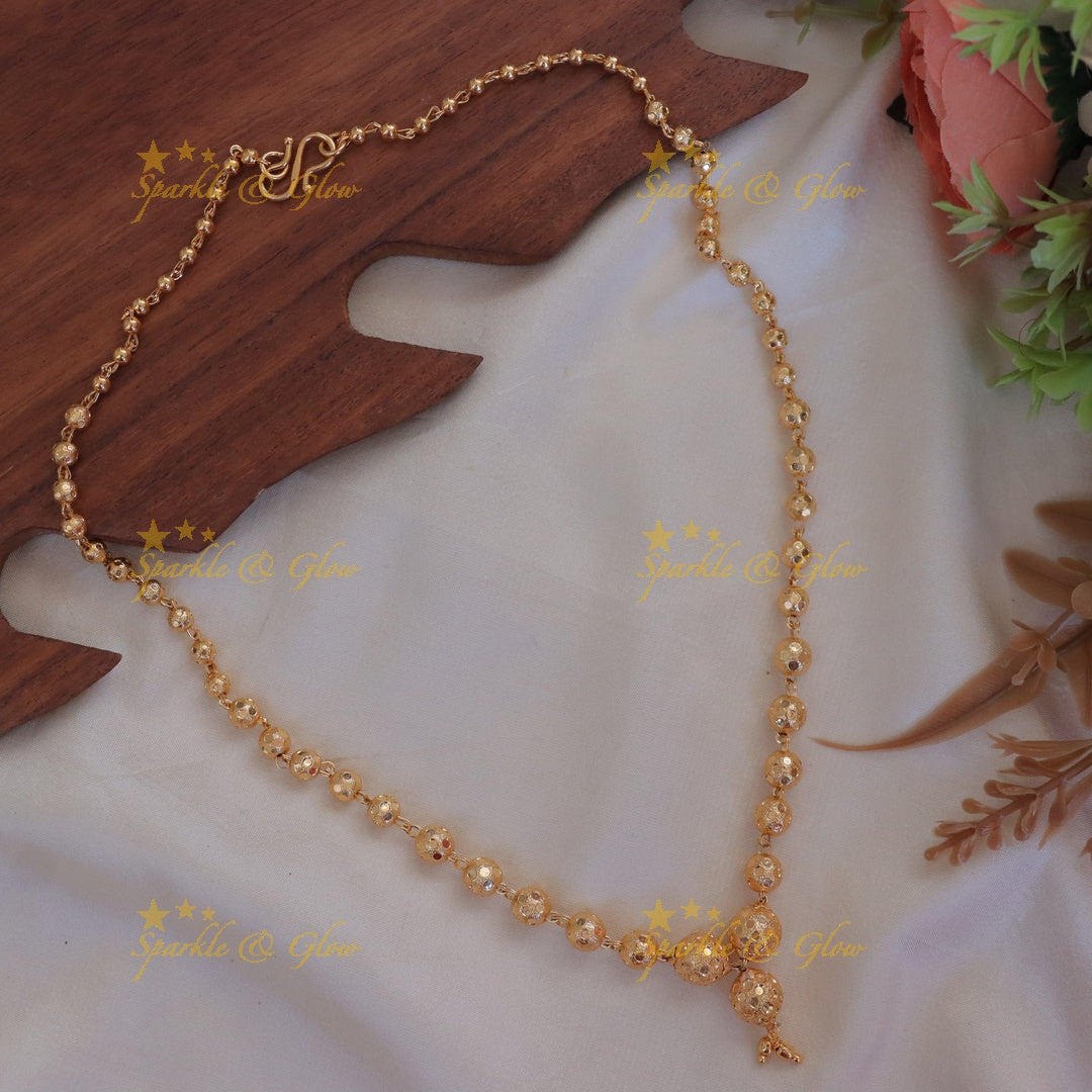 Luxurious Gold Beads Short Necklace for Festive Elegance