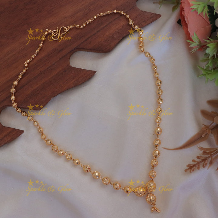 Luxurious Gold Beads Short Necklace for Festive Elegance