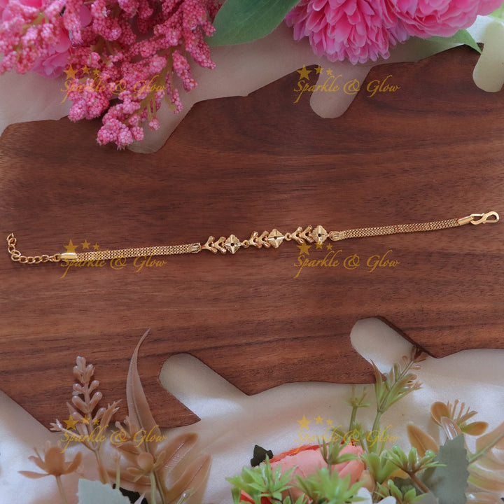 Elegant Leaf design Bracelet for Bridal Glamour
