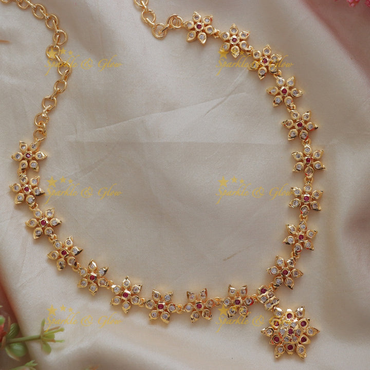 Exquisite Gold Alike Floral Short Necklace - Festive Ready