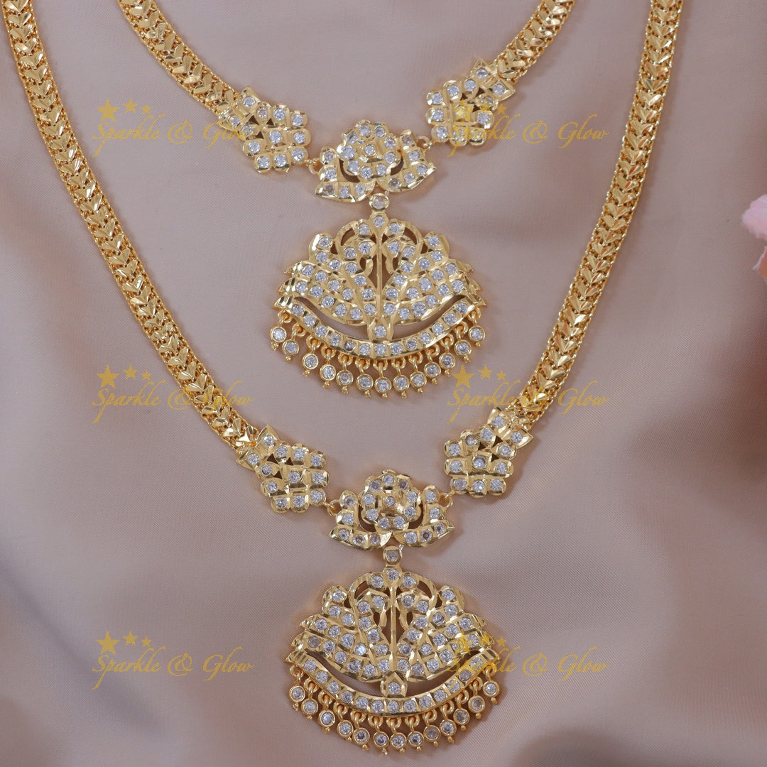 Exquisite Gold Finish Necklace with Elegant White Stones