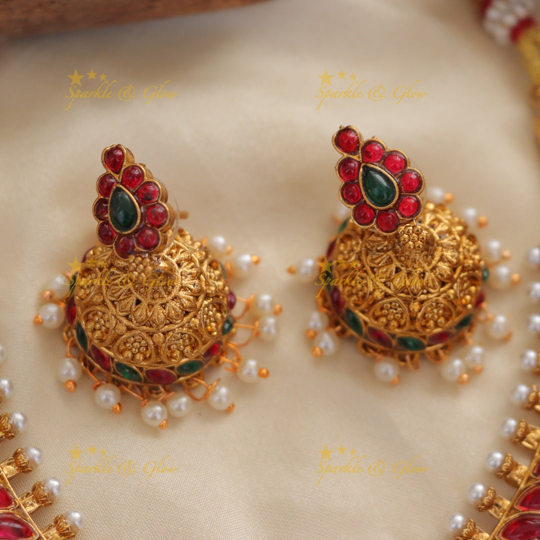 Exquisite Kemp Stone Necklace with Green Beads