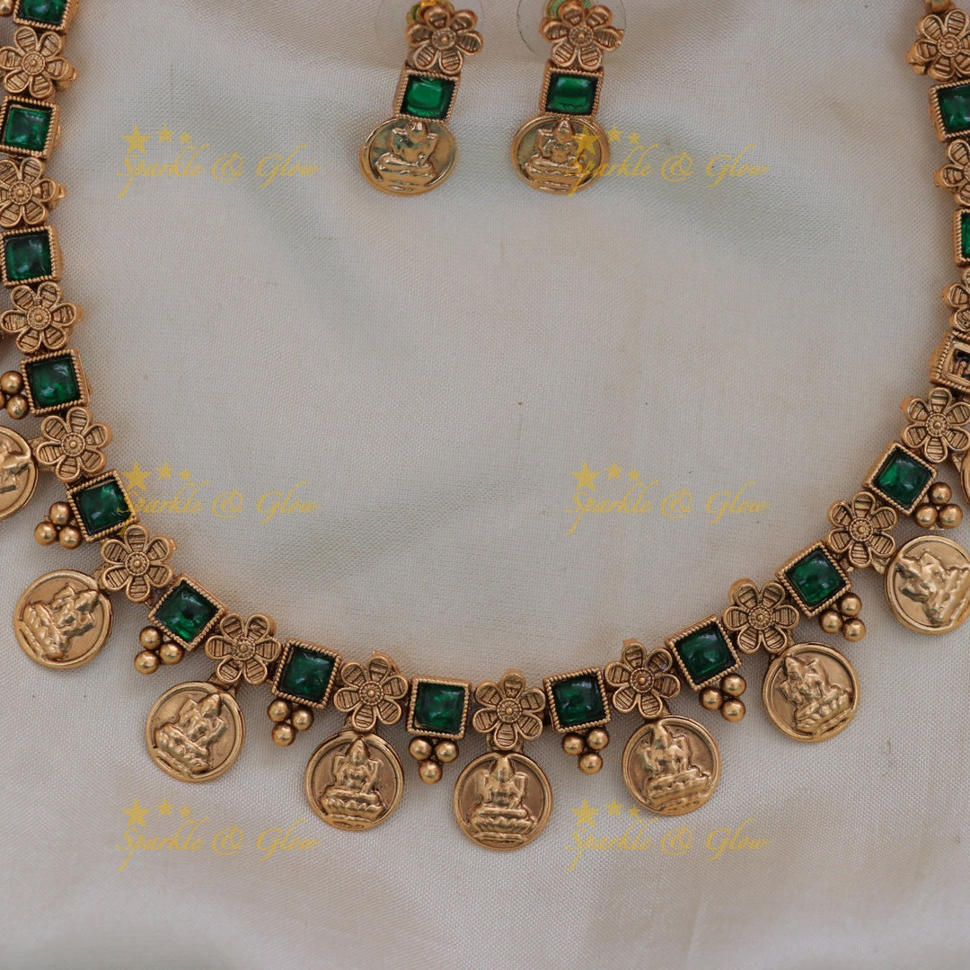 Exquisite lakshmi coin floral short necklace