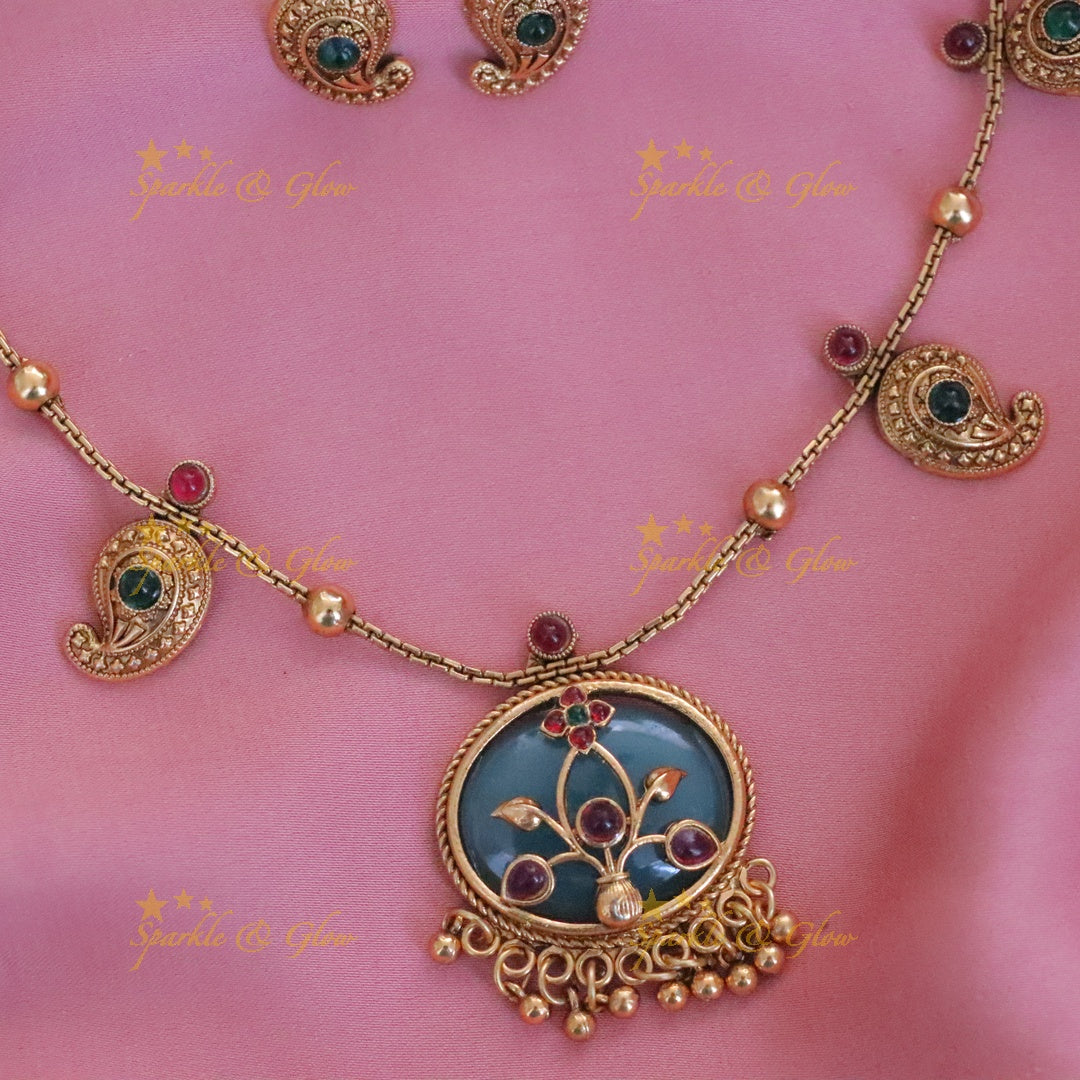 Exquisite Mango Gold Beads Necklace - Festive Elegance