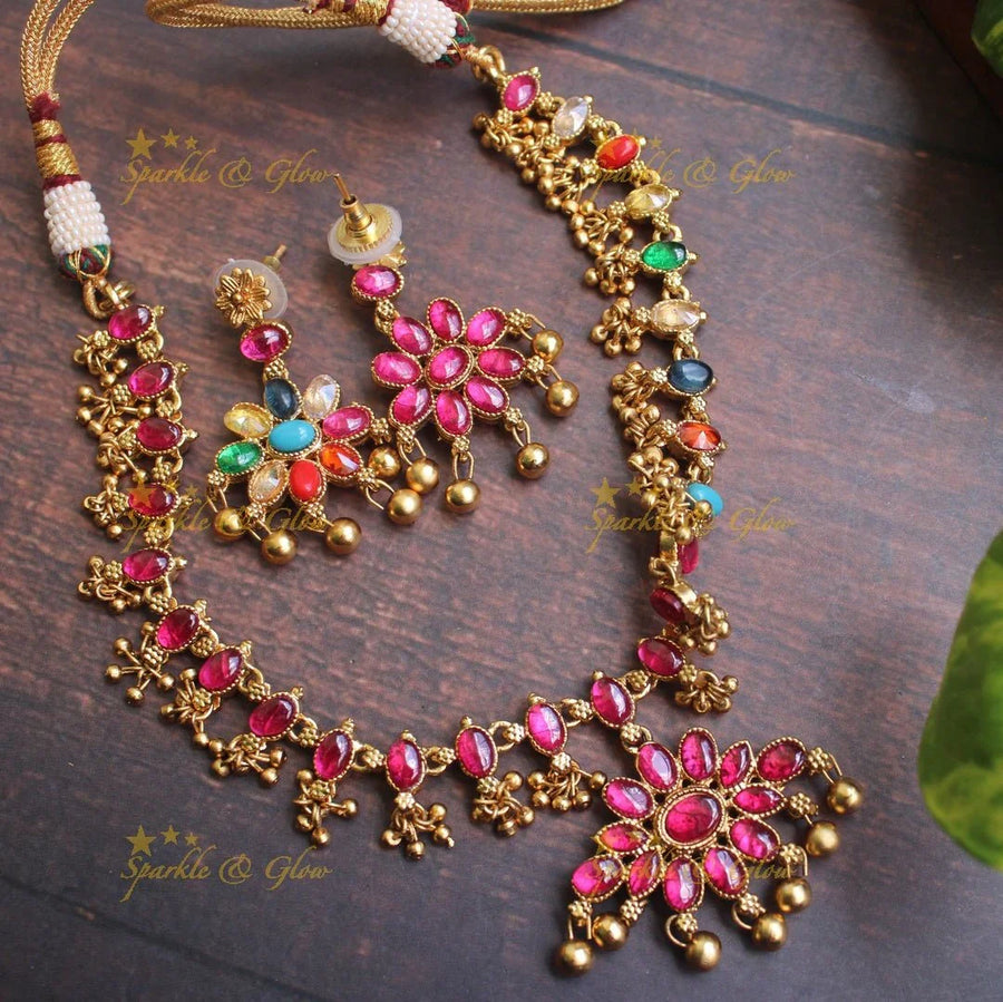 Two in one Kemp Adigai - Kemp - Nvarathna - Gold beads - Sparkle and Glow