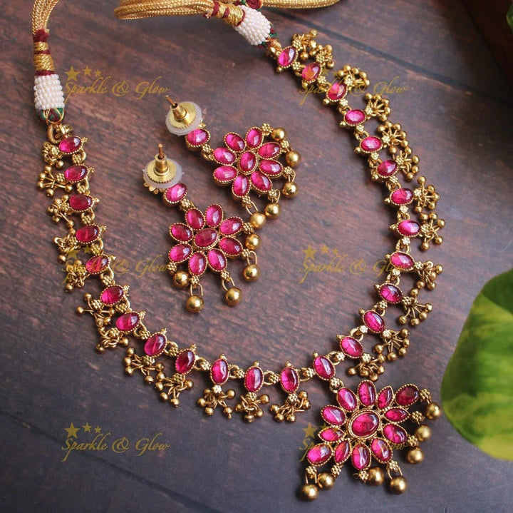 Two in one Kemp Adigai - Kemp - Nvarathna - Gold beads - Sparkle and Glow