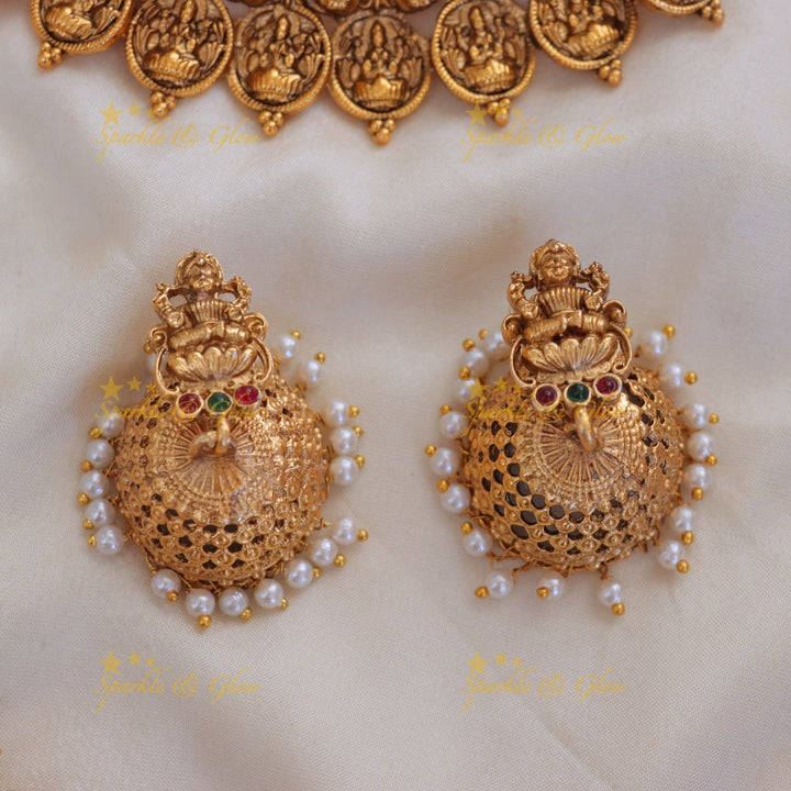 Exquisite Lakshmi Coin Necklace Set - Bridal Elegance