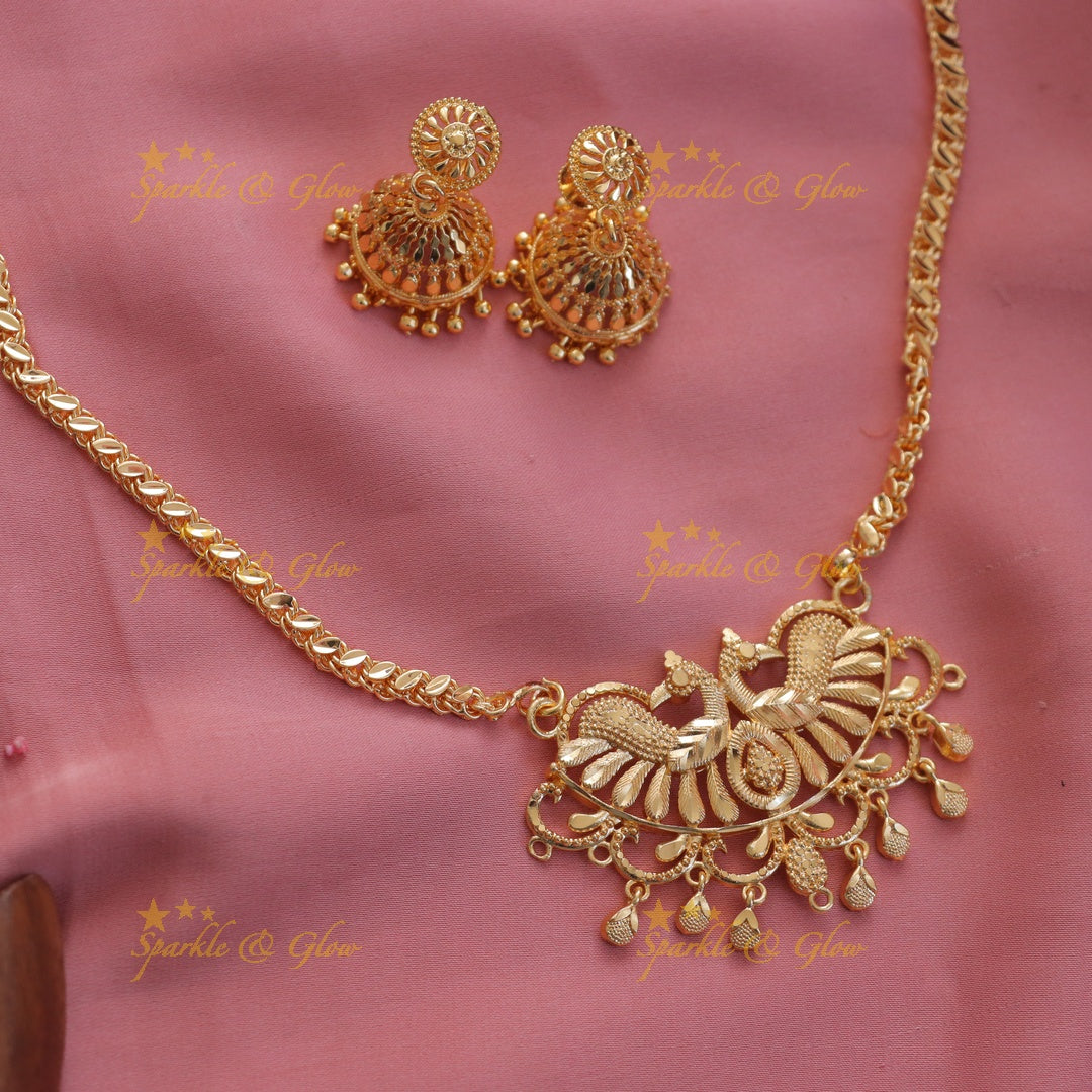 Dazzling Peacock Pendant Necklace - Shop Premium Style
