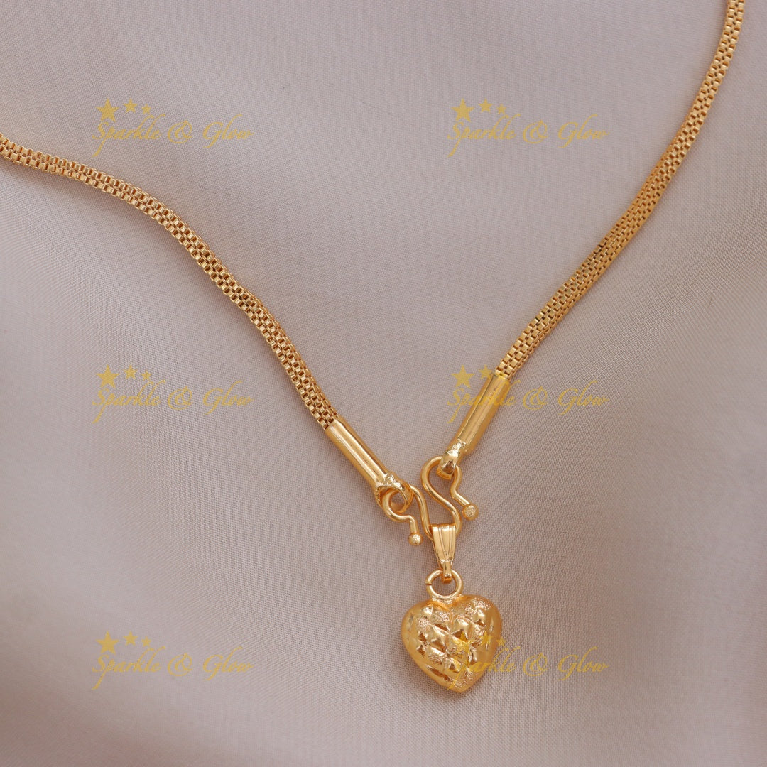 Elegant Gold Heart Pendant Necklace – New Arrival