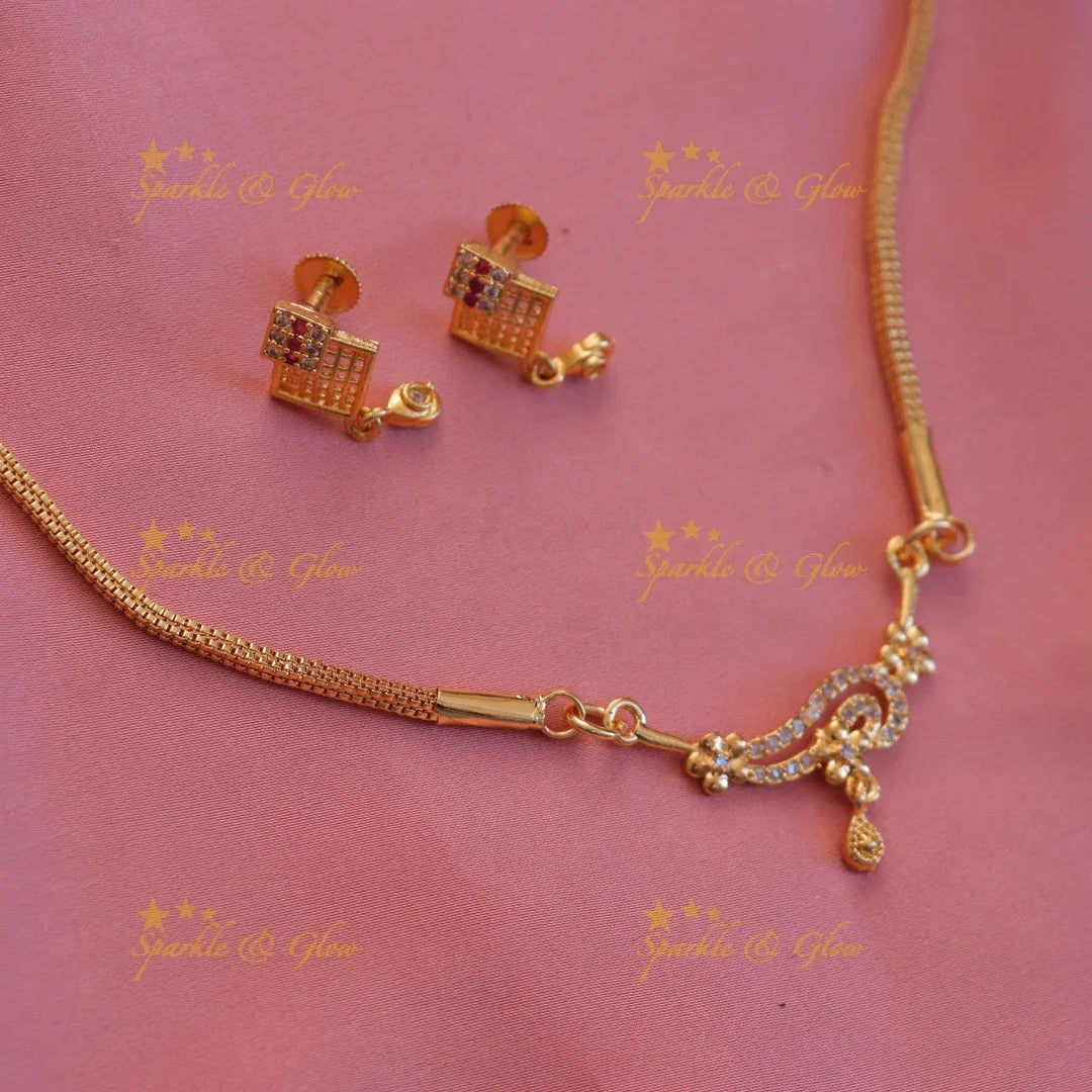 Exquisite Gold Finish Necklace for Weddings & More