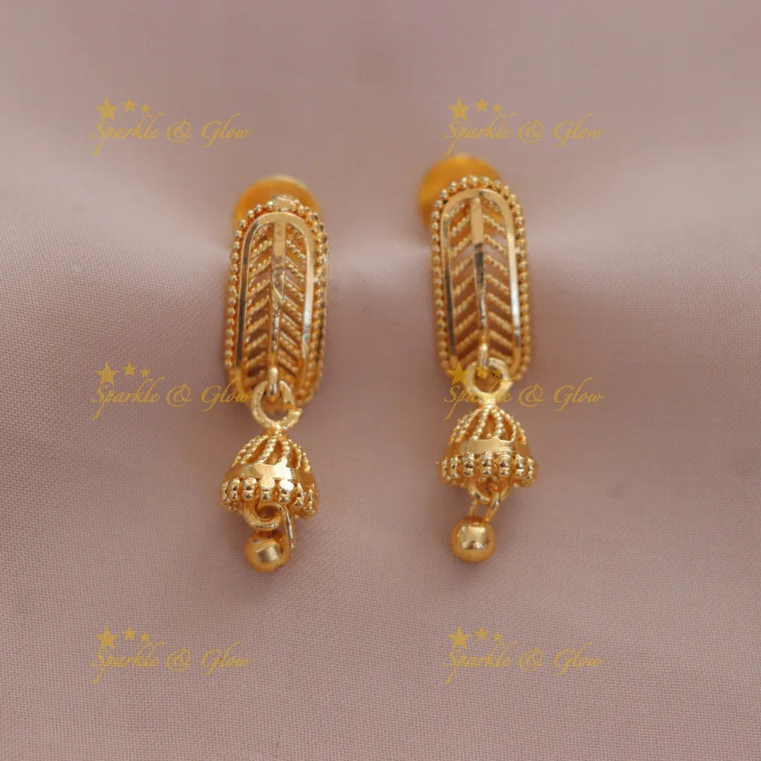 Elegant Gold Tone Necklace for Weddings & Festive Wear