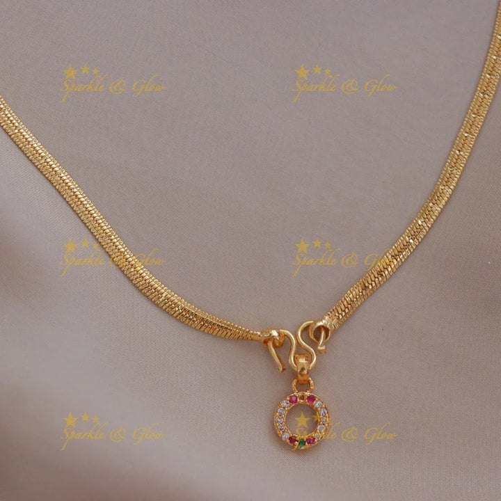 Elegant Short Gold Necklace - Timeless Style & Elegance