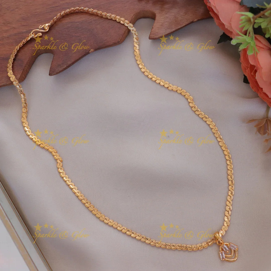 Elegant Gold Plated Necklace with Chic Pendant