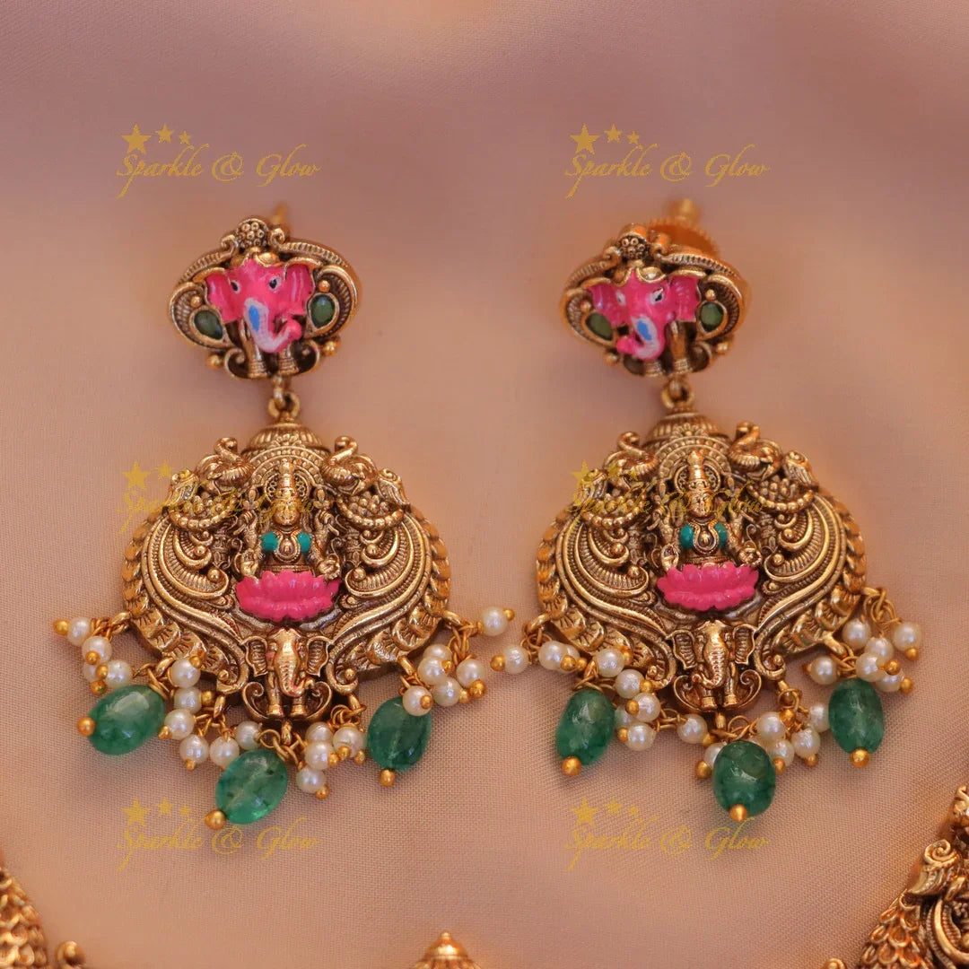 Exquisite Lakshmi Elephant Necklace - Festive Elegance