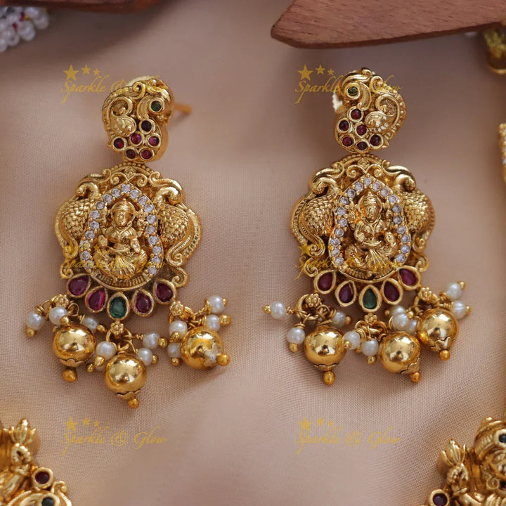 Exquisite Peacock Necklace for Festive Glamour