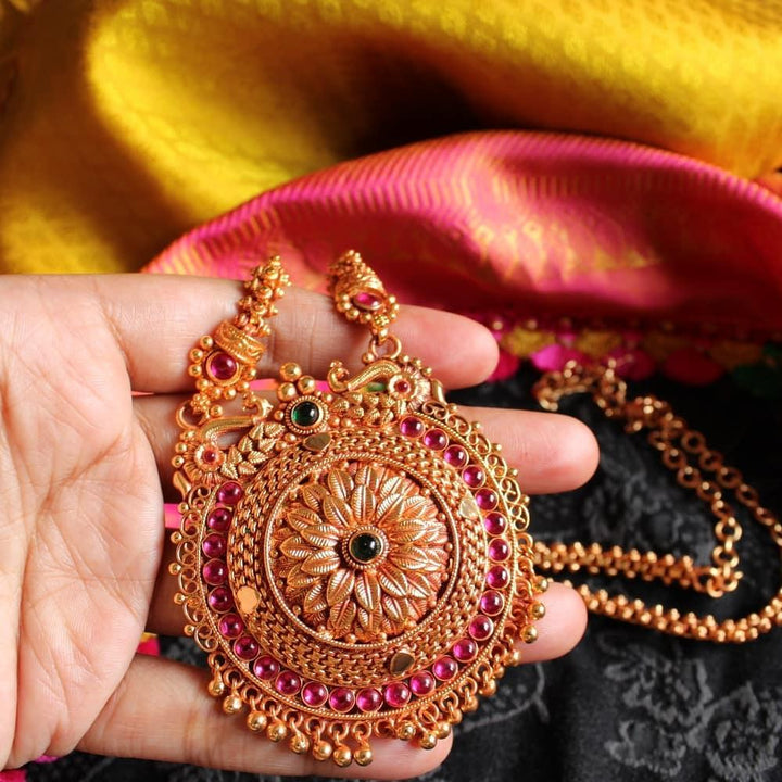 Micro gold plated pendent chain set - Sparkle and Glow
