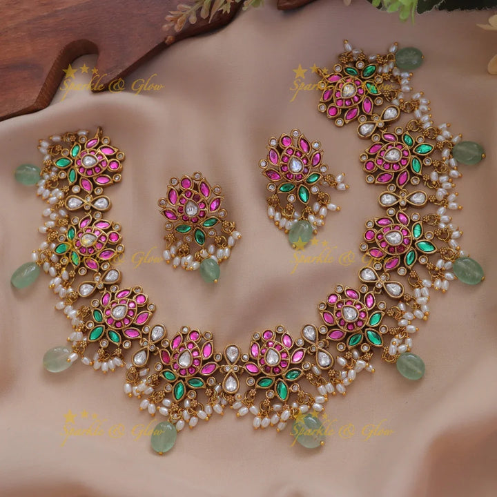 Exquisite Floral Mint Green Bead Necklace Online