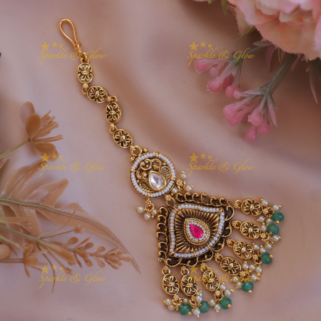 Exquisite Floral Pearl Maang Tikka for Special Occasions