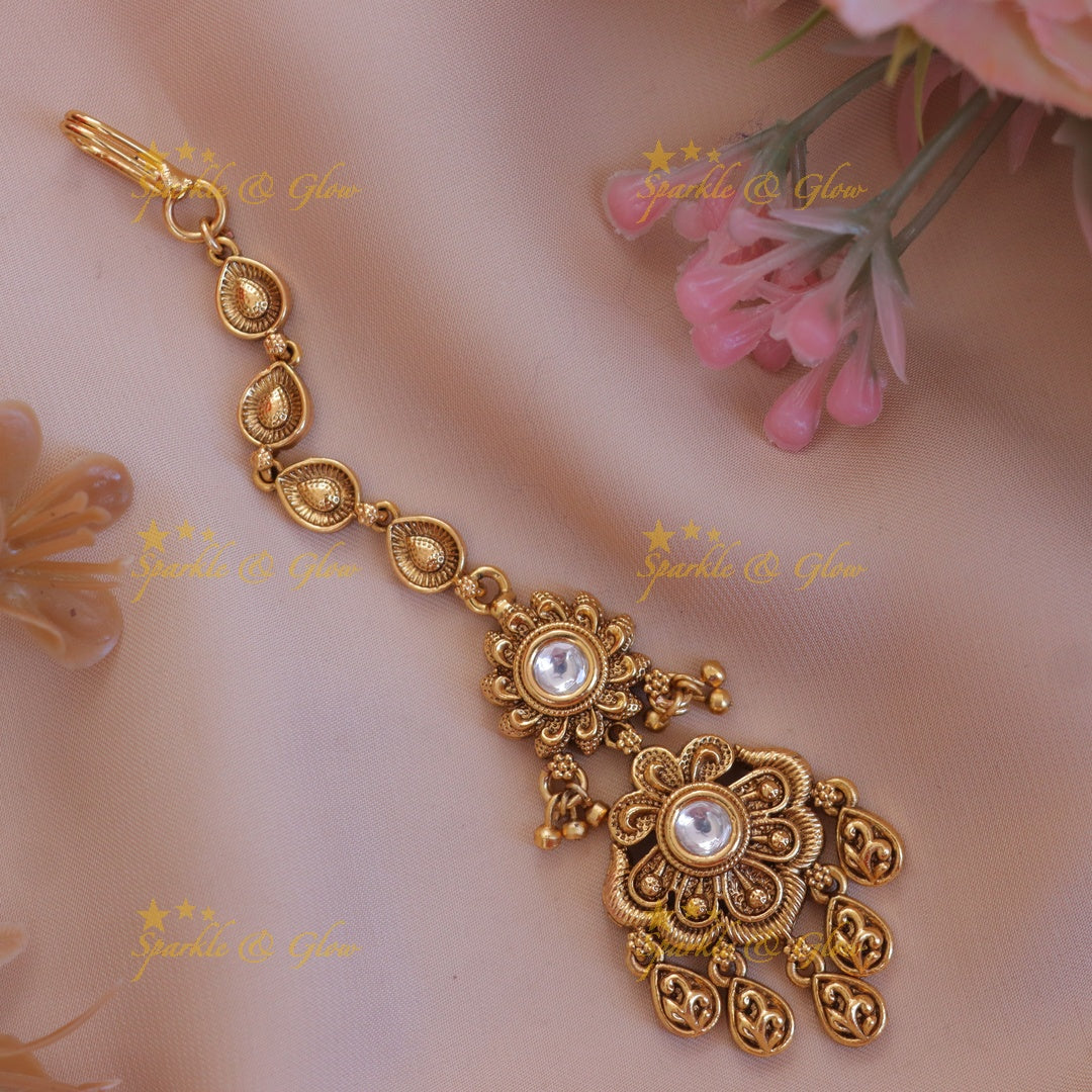 Exquisite Floral Stone Maang Tikka for Festive Elegance