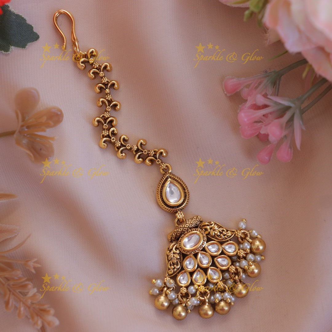 Magtika Exquisite Gold Maang Tikka with Intricate Drop Design – Sparkle and Glow