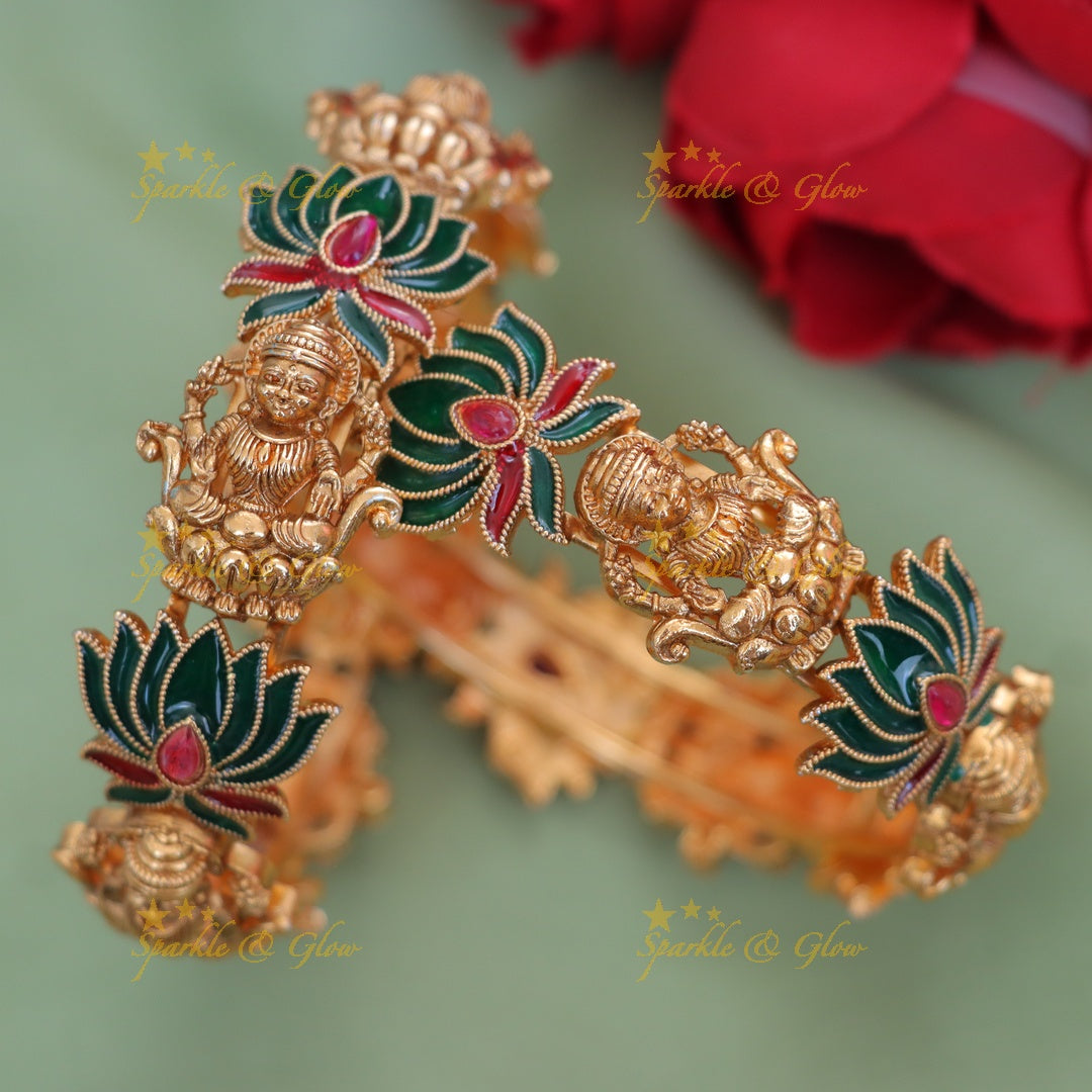 Exquisite Lakshmi Lotus Bangle - Premium Imitation Jewelry