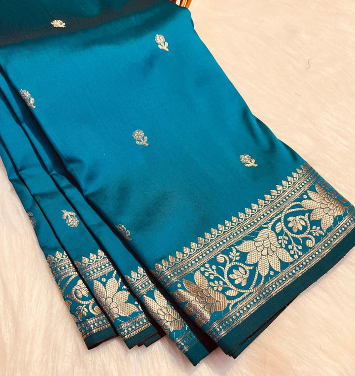 Exquisite Banarasi Katan Saree for Luxurious Weddings
