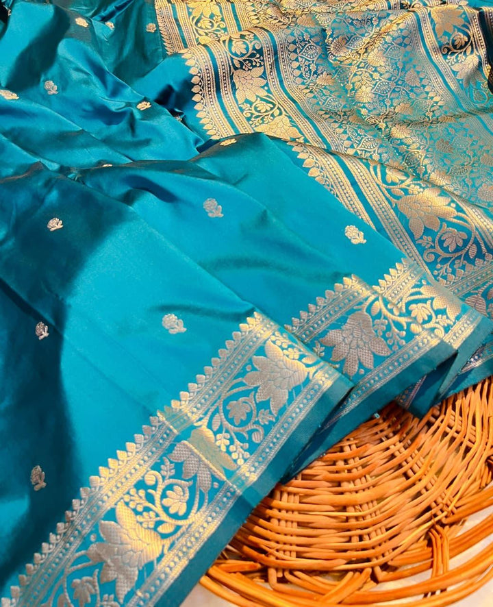 Exquisite Banarasi Katan Saree for Luxurious Weddings